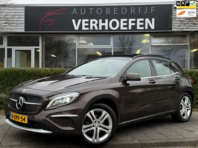 Mercedes-Benz GLA 200 Edition 1 - PANORAMADAK - AUTOMAAT - APPLE CARPLAY