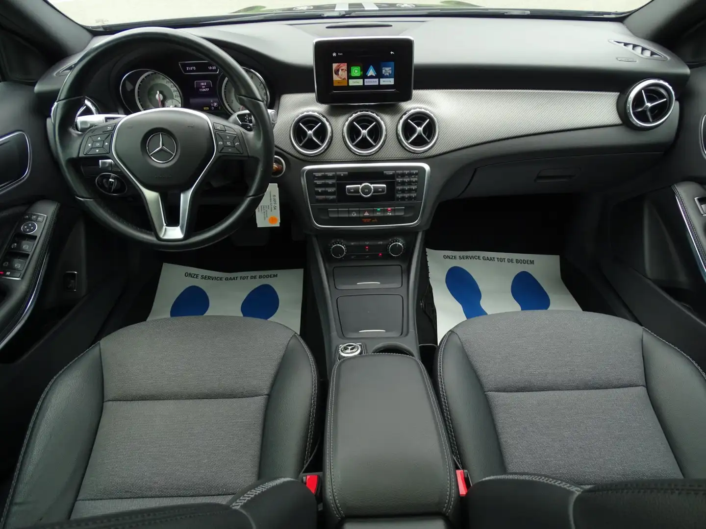Mercedes-Benz GLA 200 Edition 1 - PANORAMADAK - AUTOMAAT - APPLE CARPLAY Bruin - 2