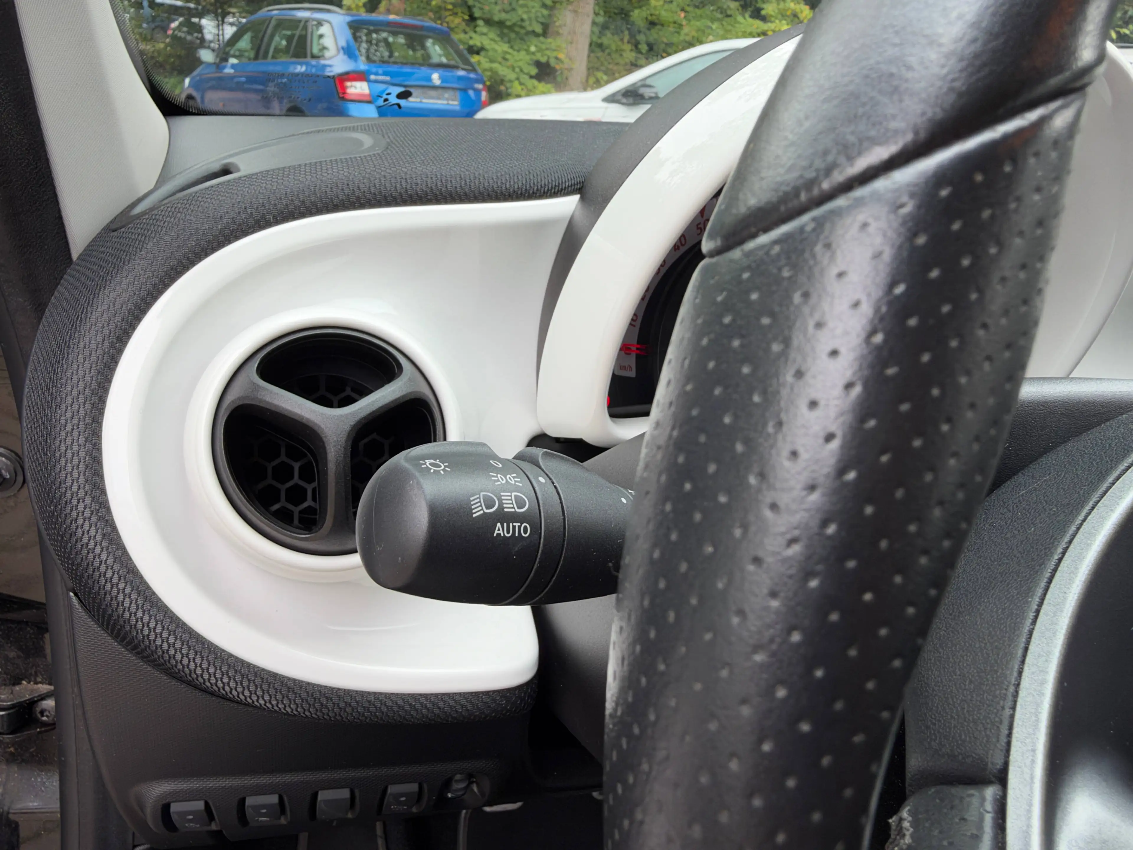 smart forFour Prime Cabrio 90 PS 2.HD*LED*Leder*Klima*Sitzhz*PDC — photo 13