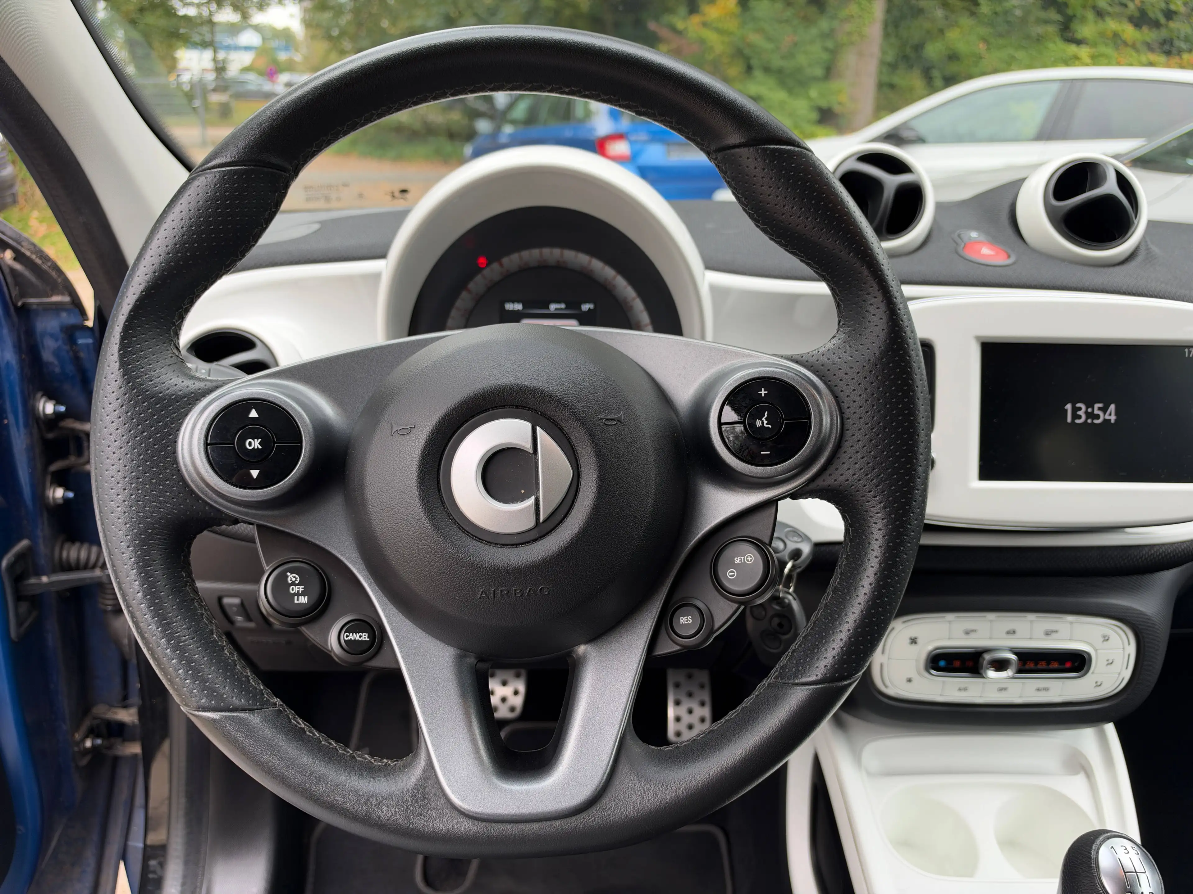 smart forFour Prime Cabrio 90 PS 2.HD*LED*Leder*Klima*Sitzhz*PDC — photo 11