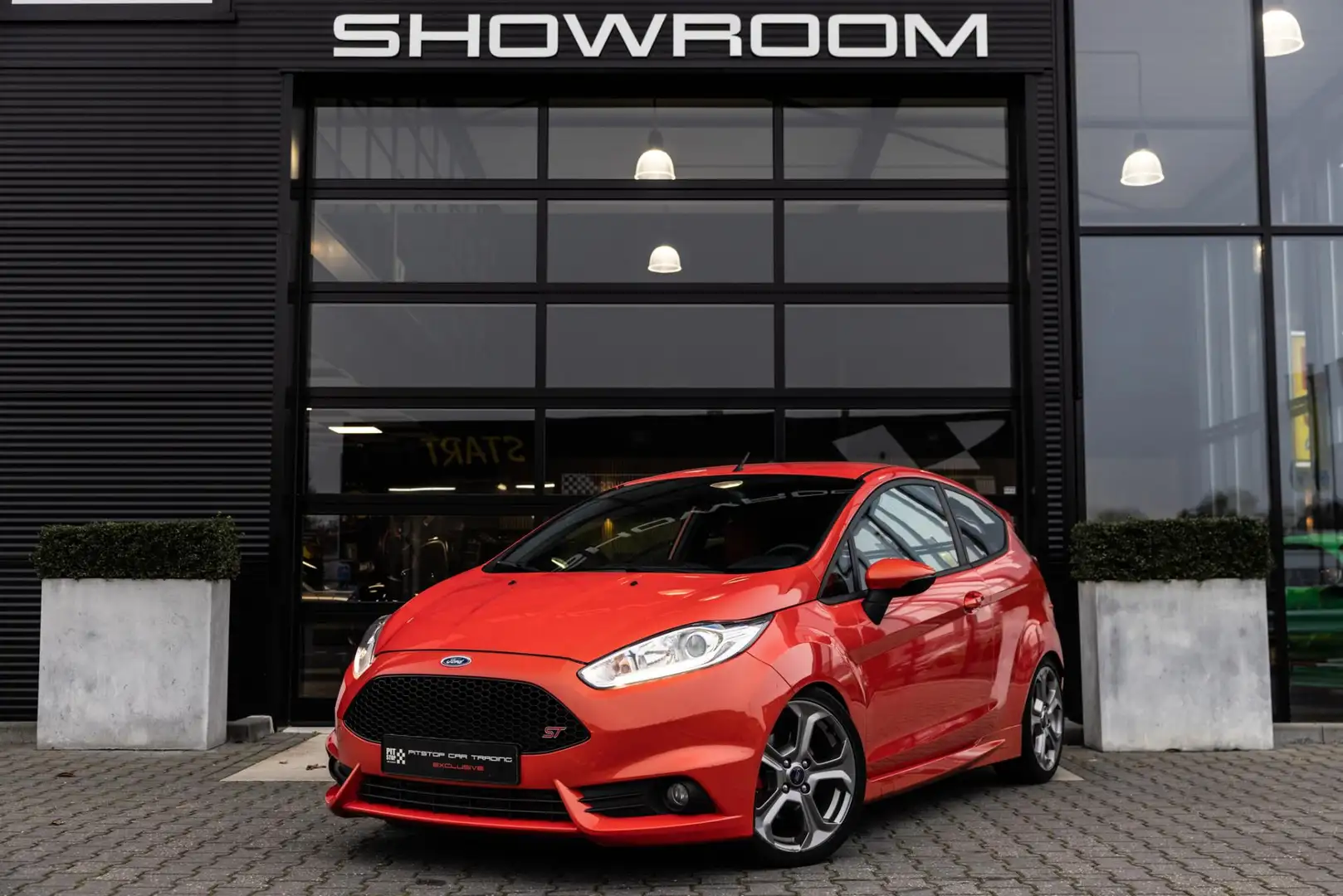 Ford Fiesta 1.6 ST2, 182 PK, *Molton Orange*, Sportuitlaat, To Oranje - 2