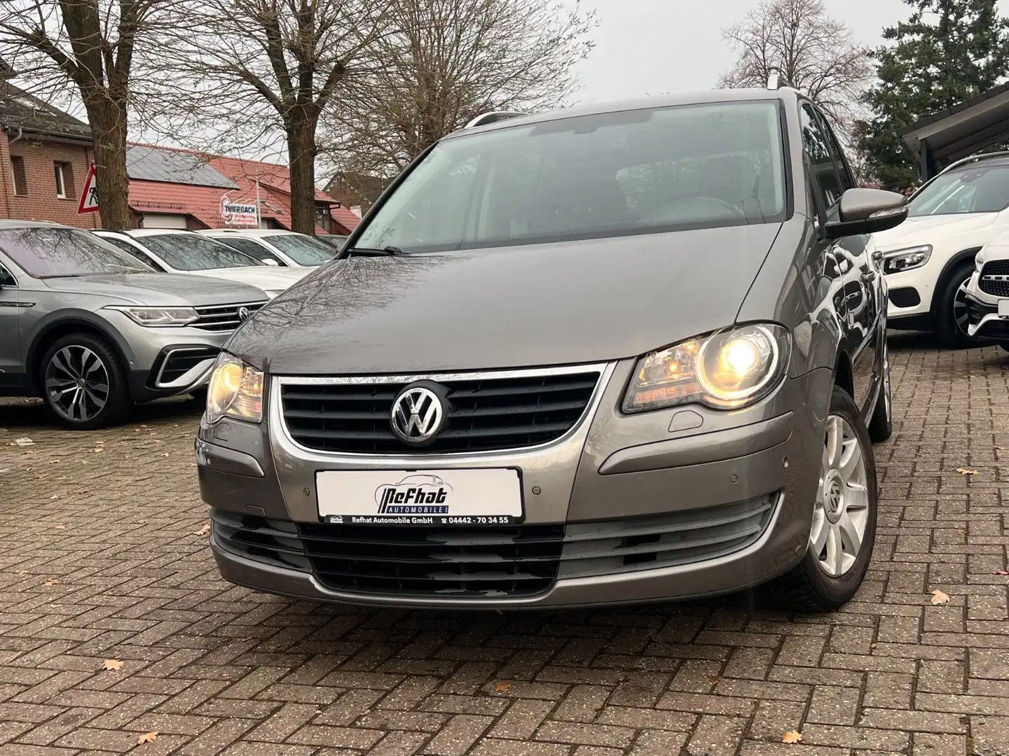 Volkswagen Touran Freestyle Grau - 1