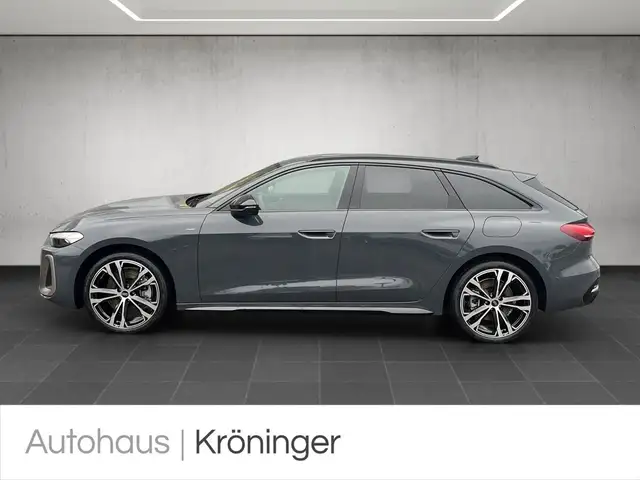 Audi A5 view 3