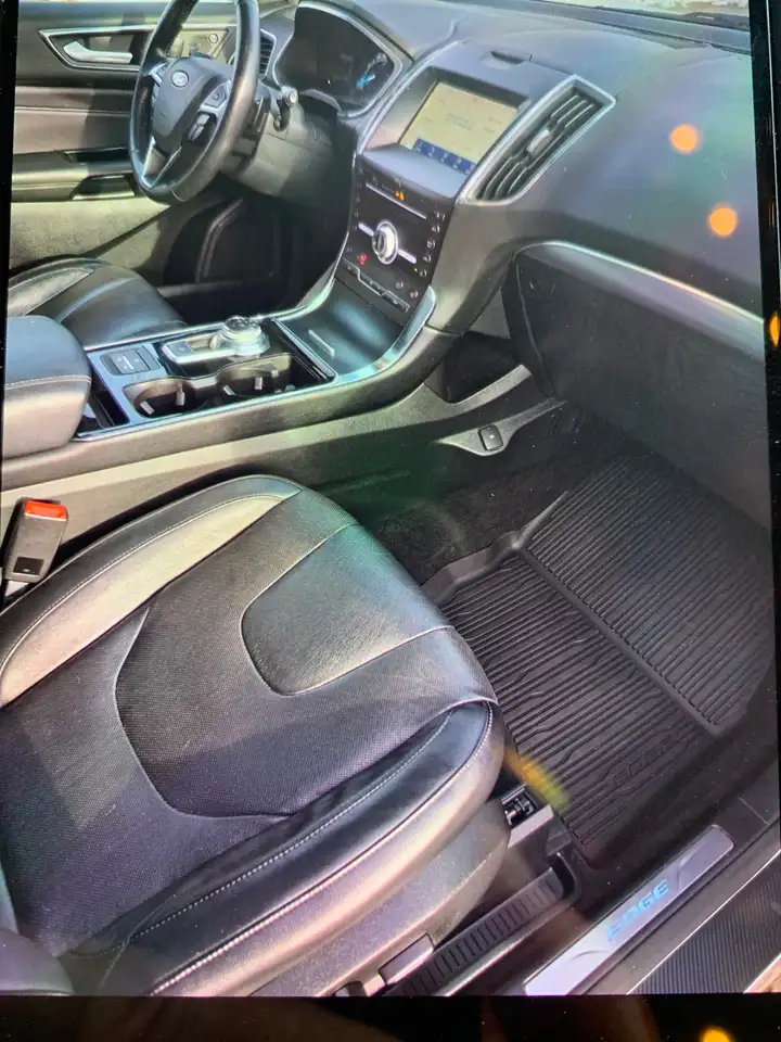 Ford Edge снимка Ford Edge