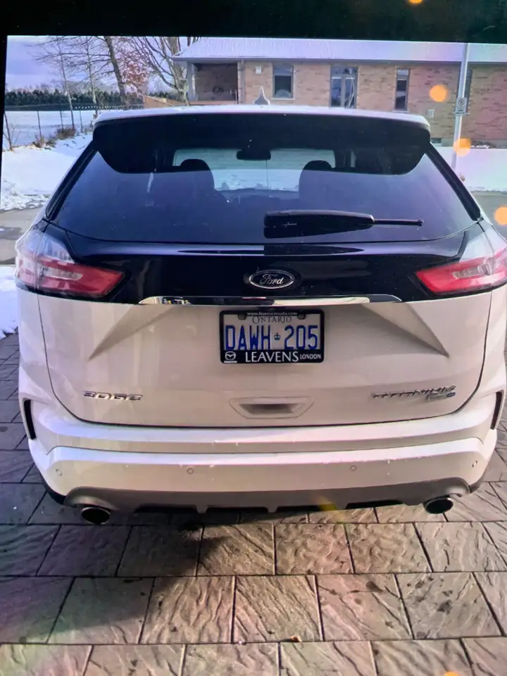 Ford Edge снимка Ford Edge