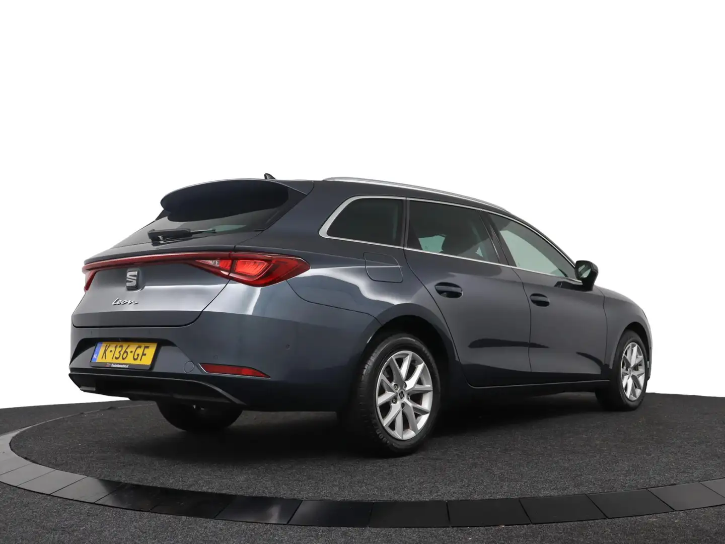 SEAT Leon Sportstourer 1.5 TSI Style Launch Edition Camera/A Gris - 2