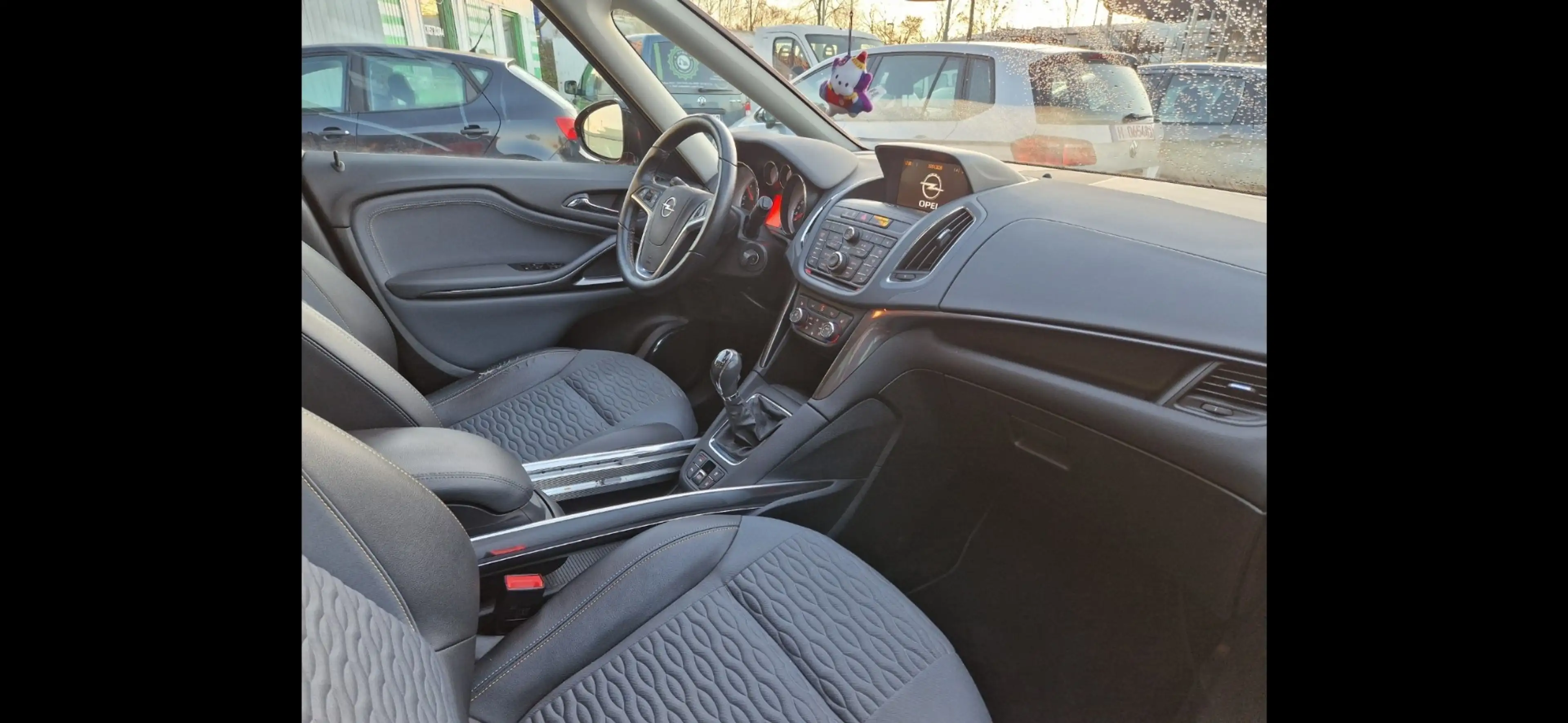 Opel Zafira Tourer Zafira Diesel 1.6 CDTI ecoFLEX Start/Stop Active — photo 12
