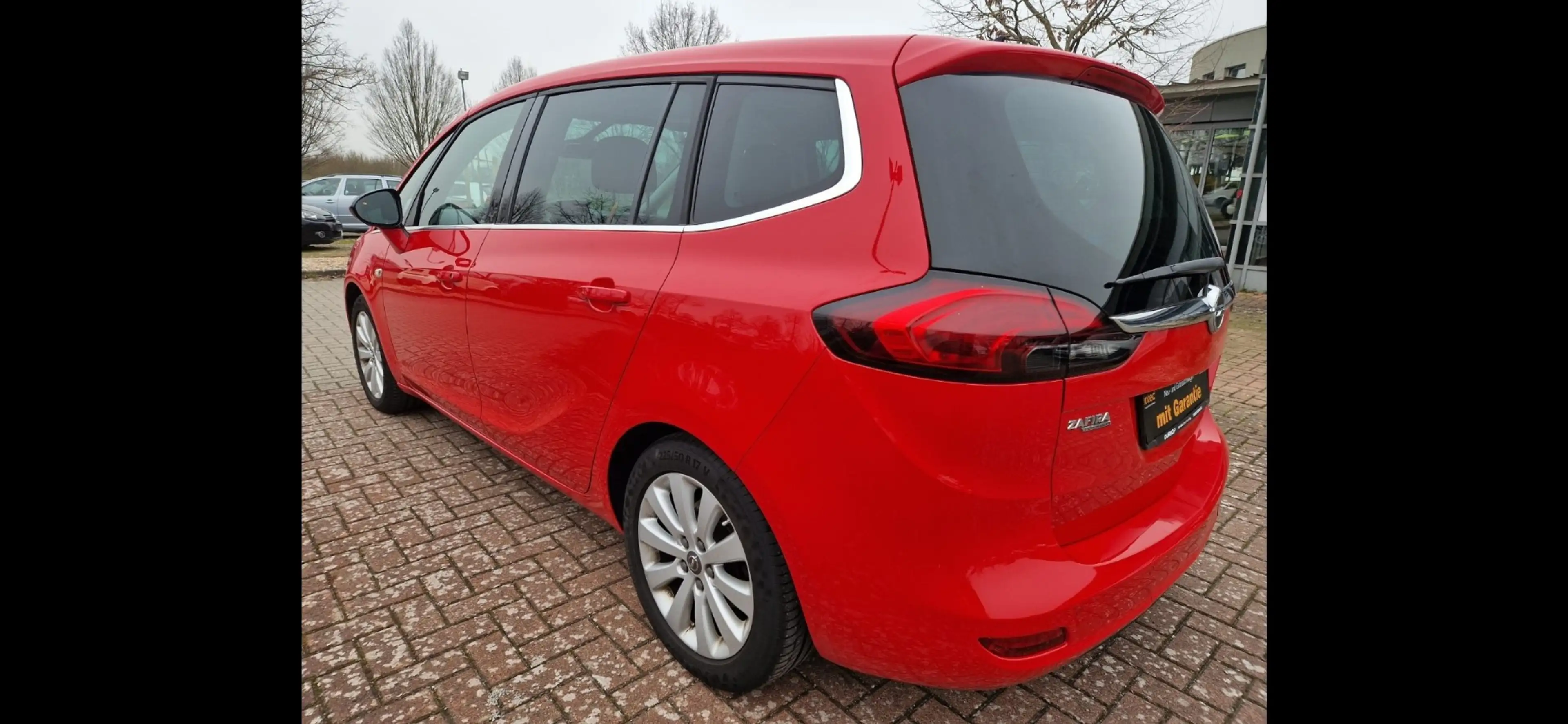 Opel Zafira Tourer Zafira Diesel 1.6 CDTI ecoFLEX Start/Stop Active — photo 2