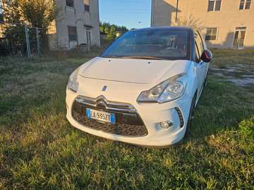 DS3 1.6 turbo thp Just Black 155cv