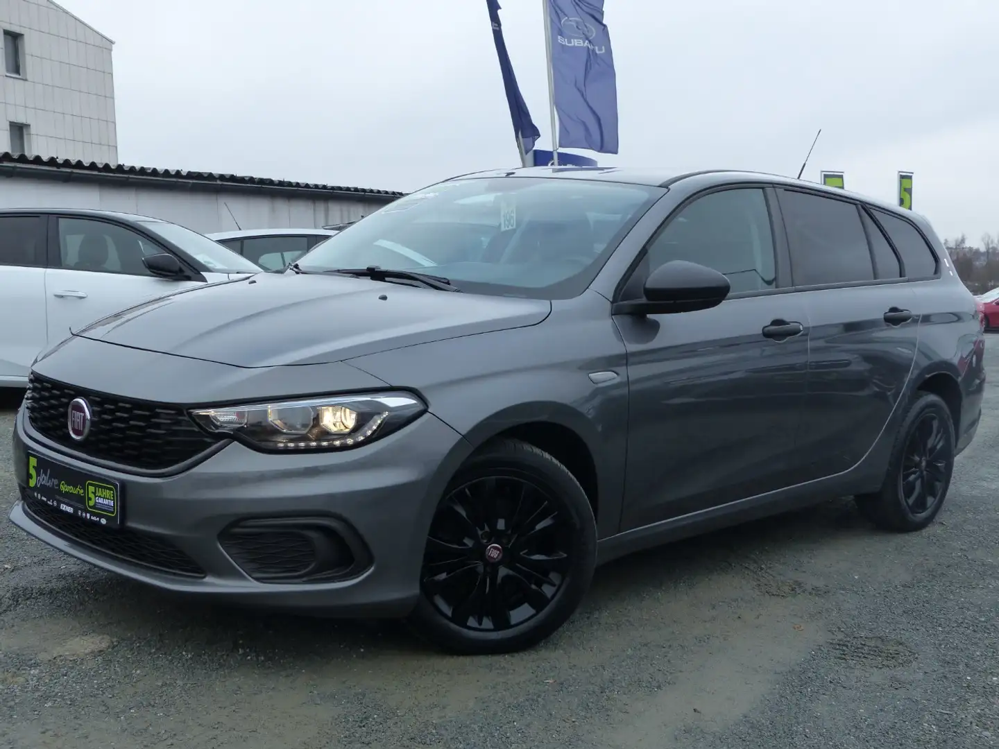 Fiat Tipo Kombi 1.4 16V STREET Navi+Kam.+LM+PDC+Klima Grau - 2