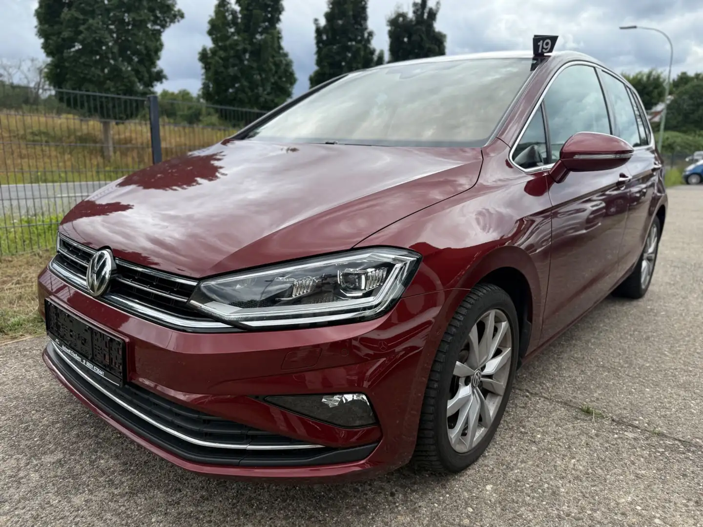 Volkswagen Golf Sportsvan 1.5 TSI Highline STANDH./GARANTIE/KAMERA Roşu - 1