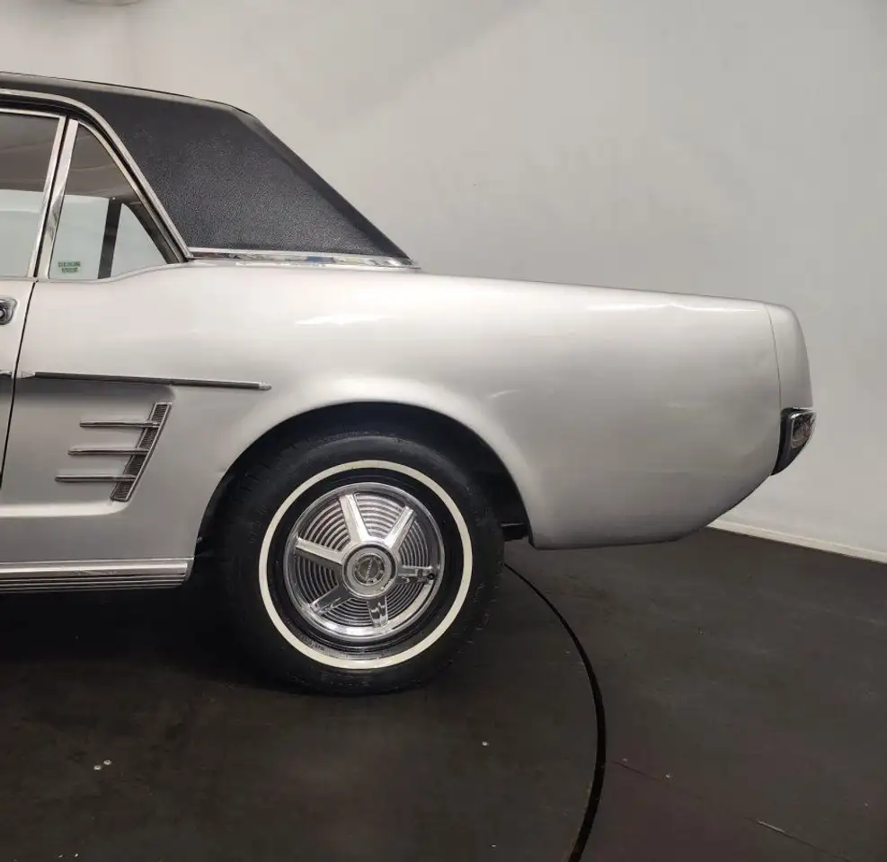 Ford Mustang, foto 11