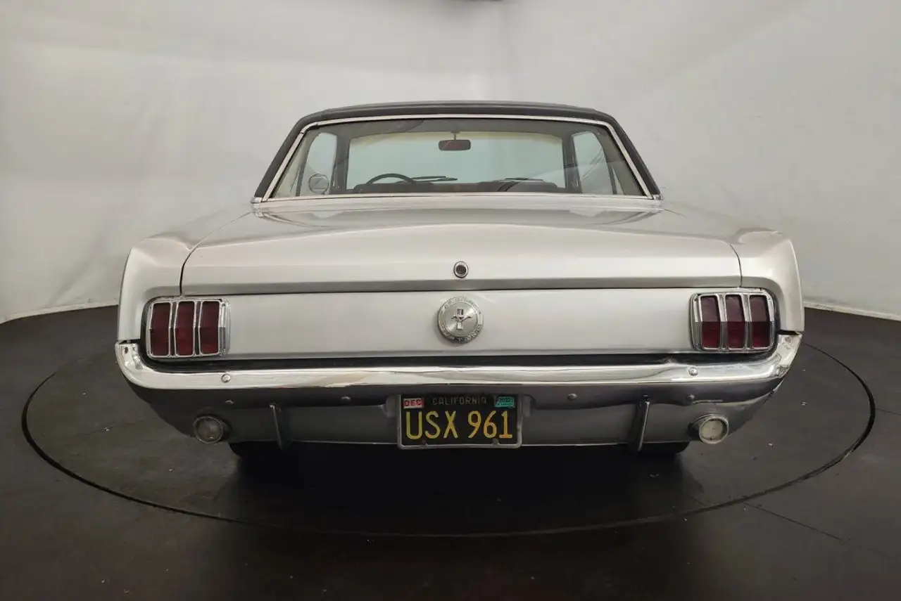 Ford Mustang, foto 12
