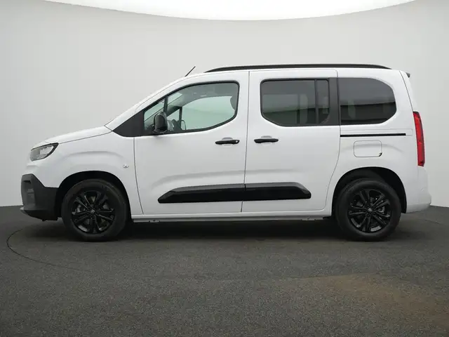 Fiat Qubo view 5