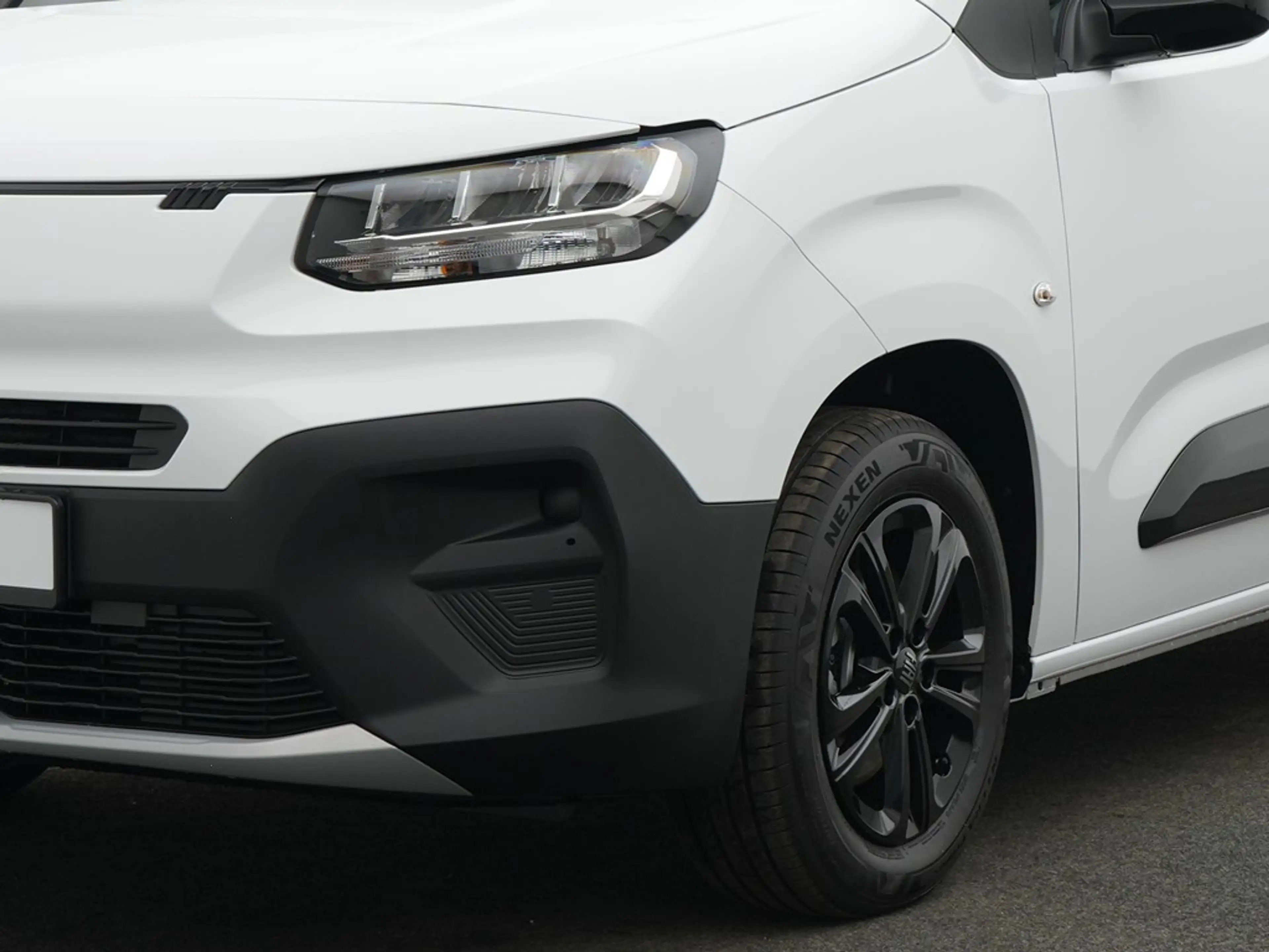 Fiat Qubo L 5-Sitzer ICON — photo 11