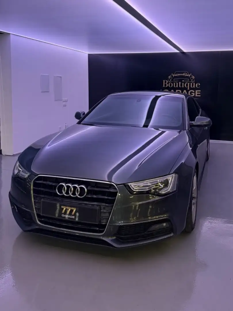 Audi A5 Coupé 2.0TDI S line edition Mult. 190 Gris - 2