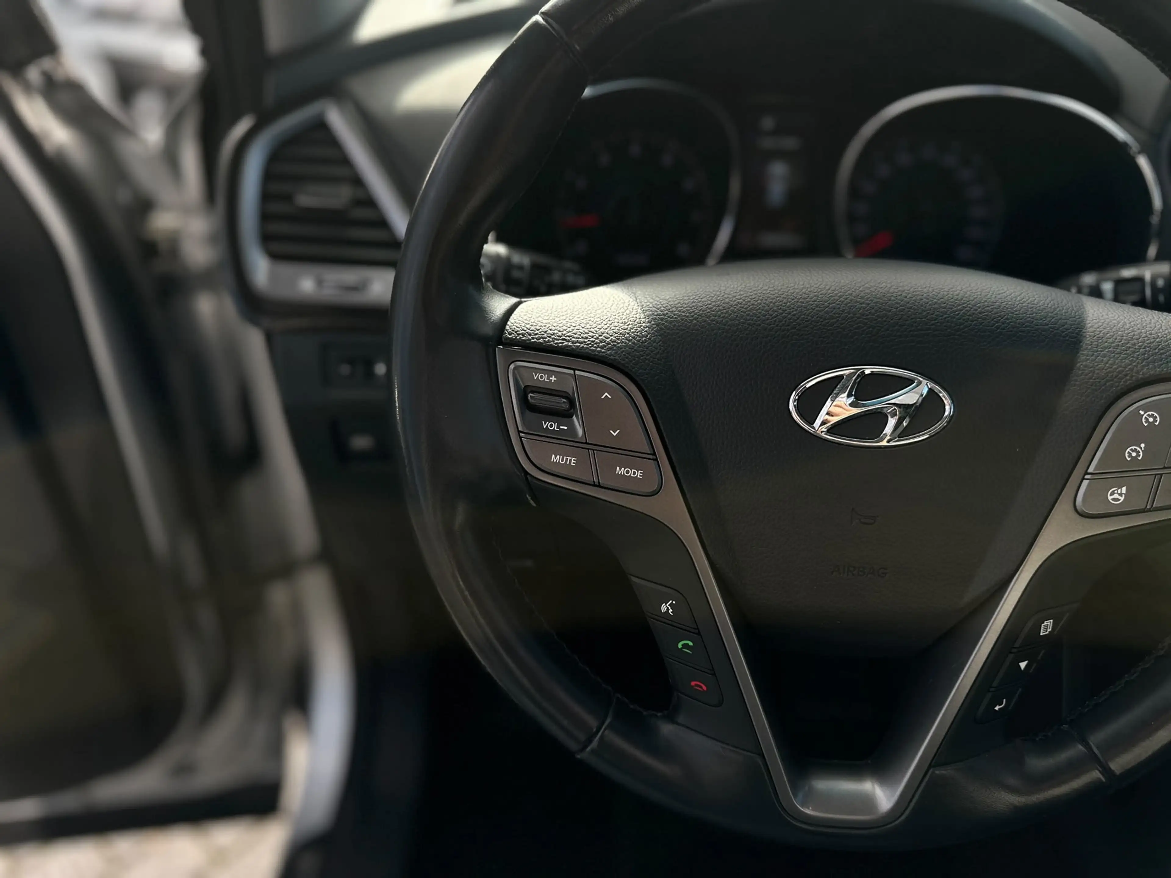 Hyundai SANTA FE 2.4i GDI 4WD| Automaat | Panorama | Trekhaak | Key — photo 43