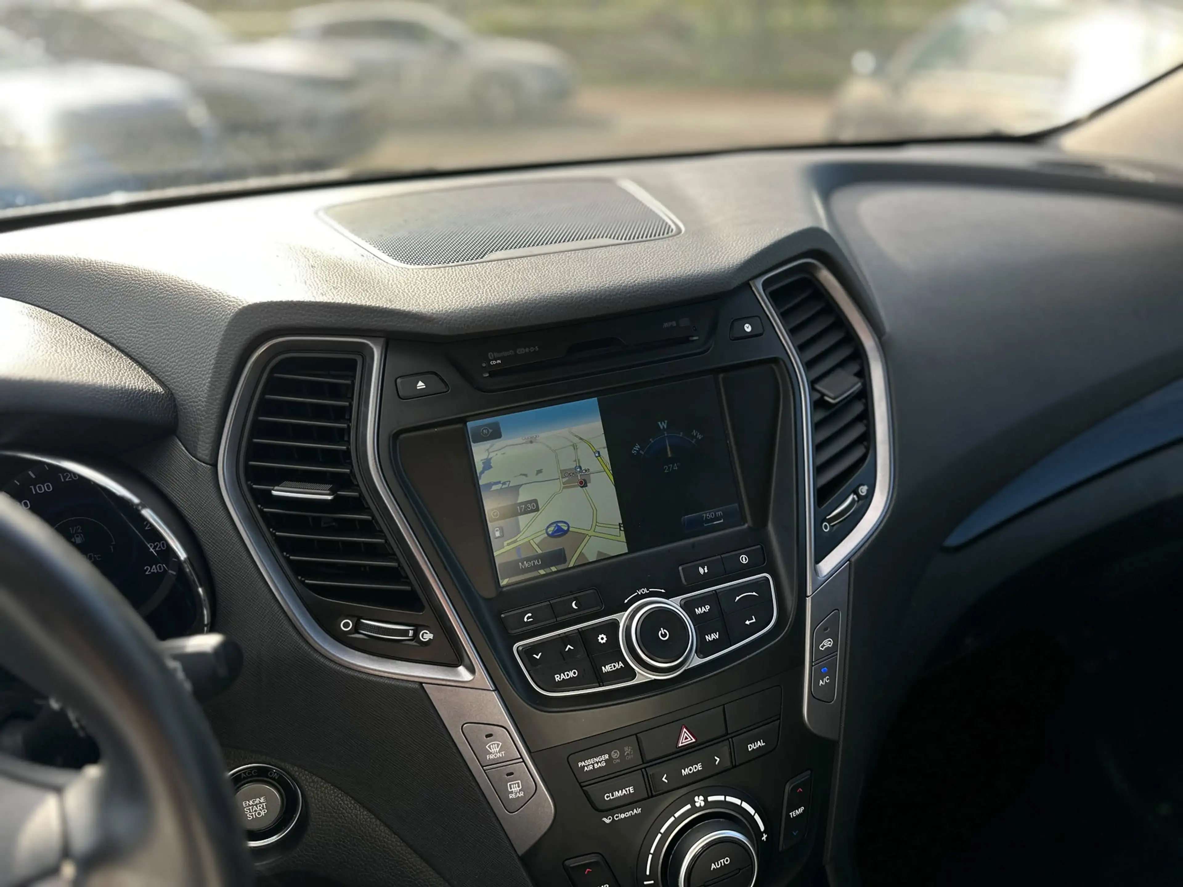 Hyundai SANTA FE 2.4i GDI 4WD| Automaat | Panorama | Trekhaak | Key — photo 38