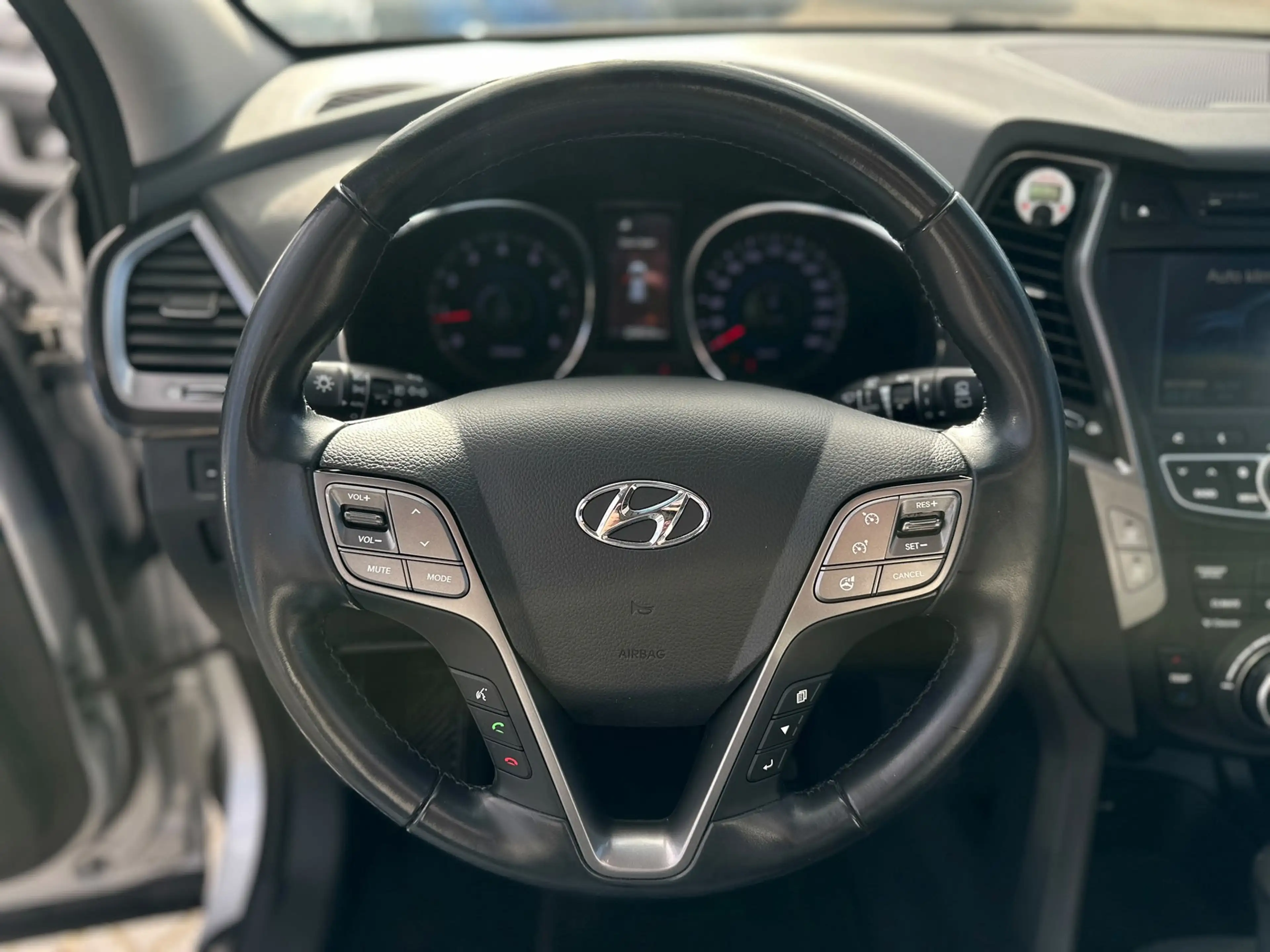 Hyundai SANTA FE 2.4i GDI 4WD| Automaat | Panorama | Trekhaak | Key — photo 29