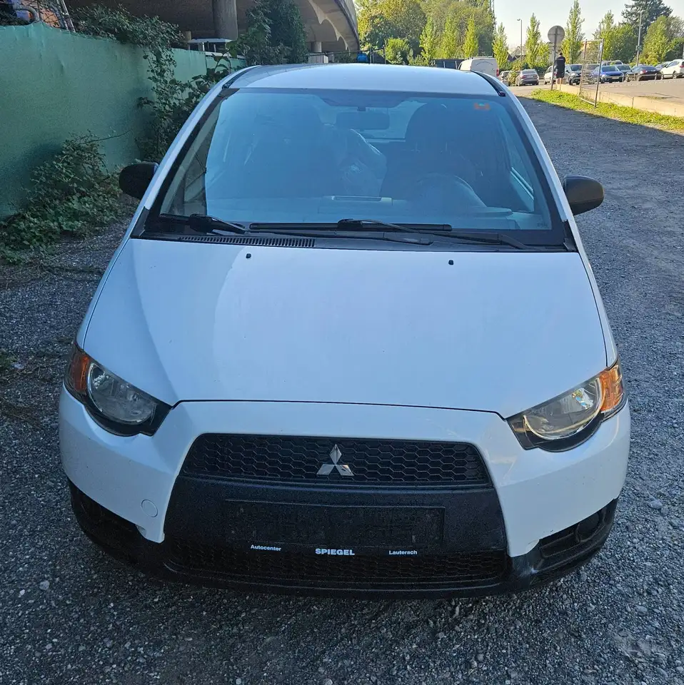 Mitsubishi Colt