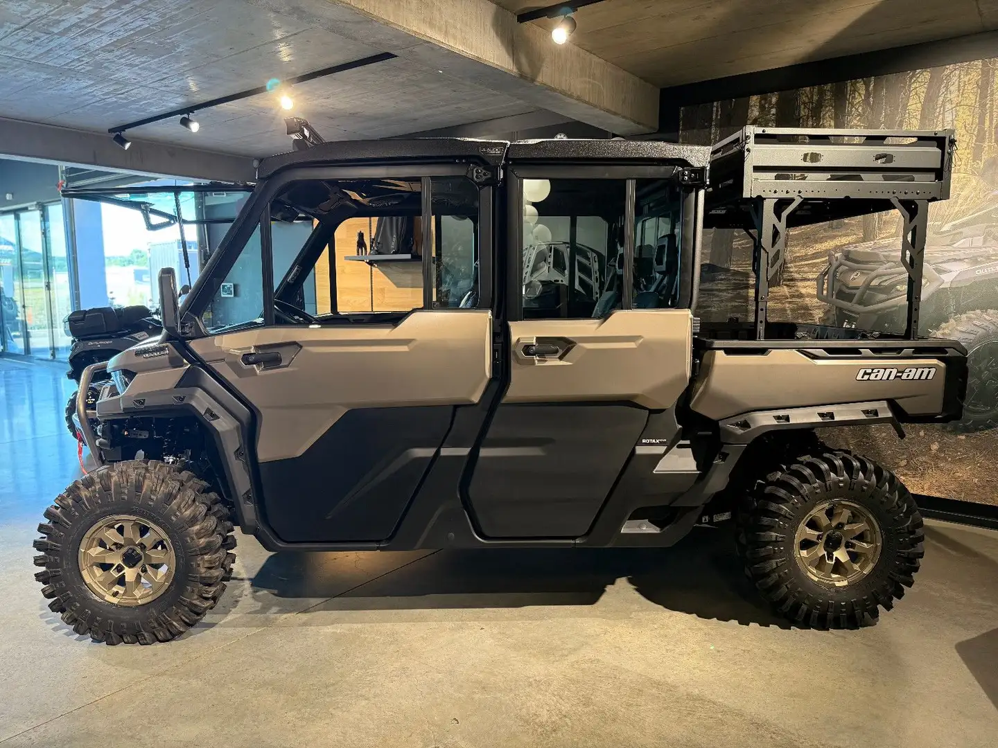 Can-Am Traxter Max HD10 XU T 6 Sitzer LTD Sonderedition Gold - 2