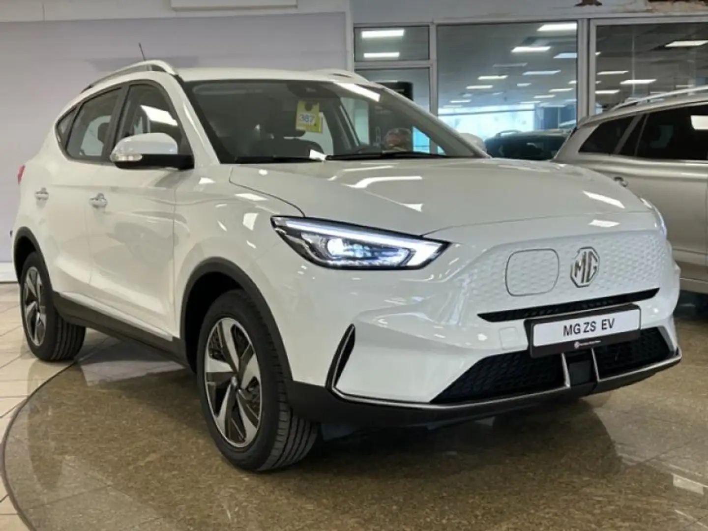 MG ZS EV 156ch - 70kWh Luxury Blanc - 2