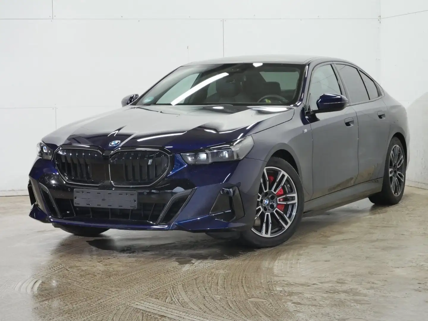 BMW i5 eDrive40 M Sport Pro Pano ACC 360° HUD B&W Blau - 1