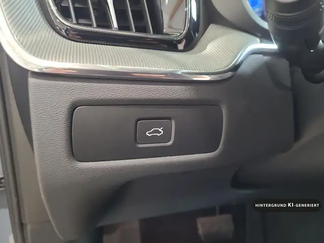 Volvo XC60 view 14