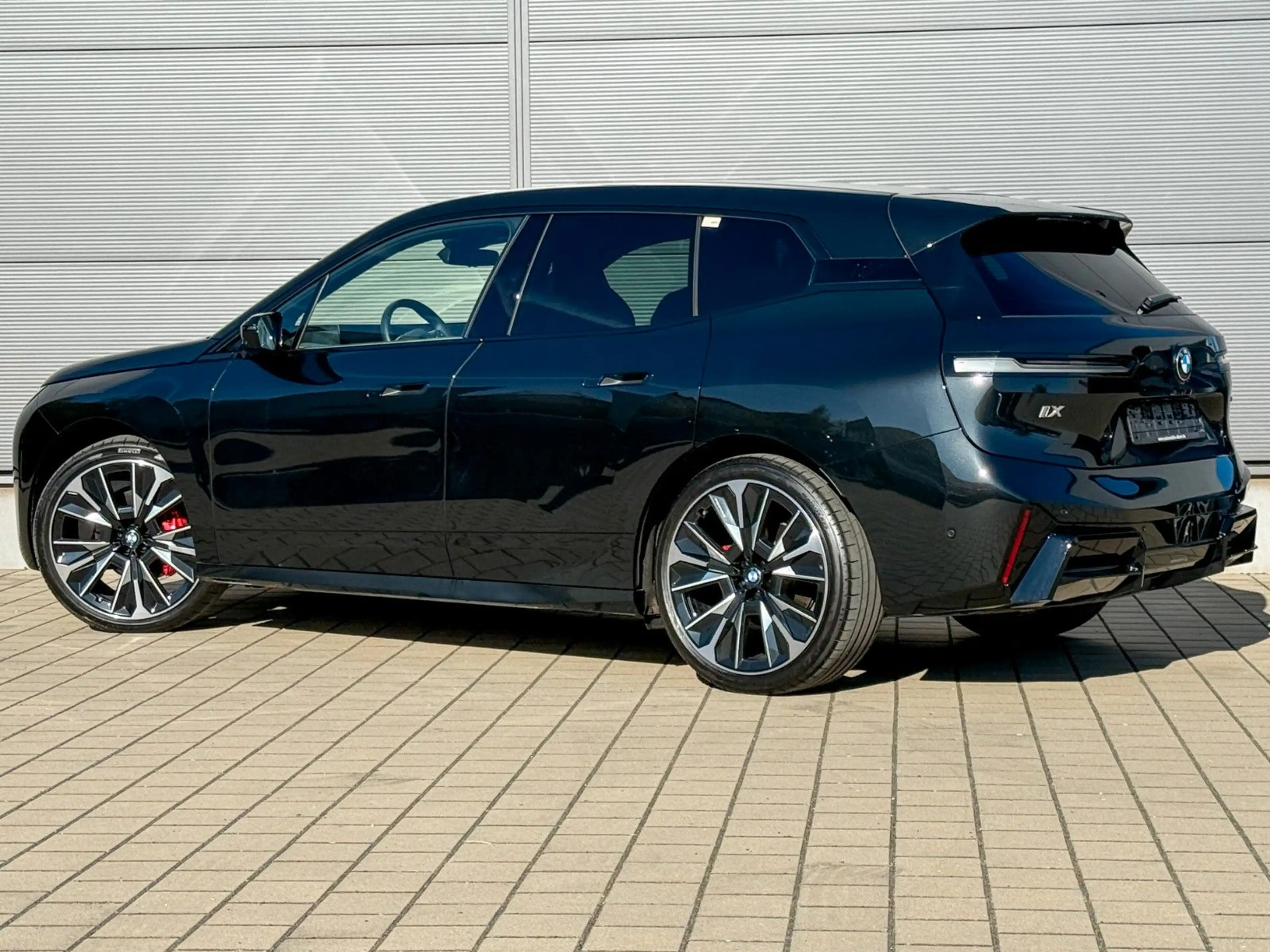 BMW iX 60 xDrive M Sport*Integral*2-Achs*Pano*B&W* — photo 10
