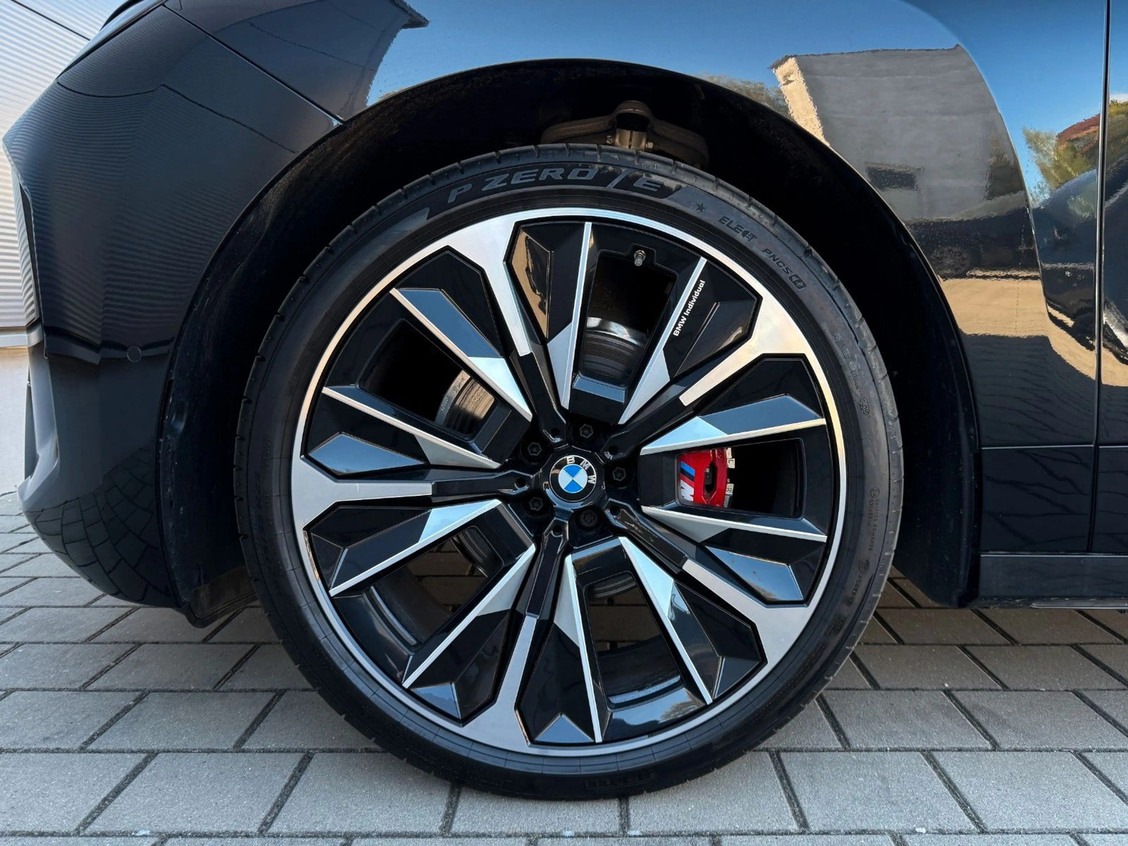 BMW iX 60 xDrive M Sport*Integral*2-Achs*Pano*B&W* — photo 15
