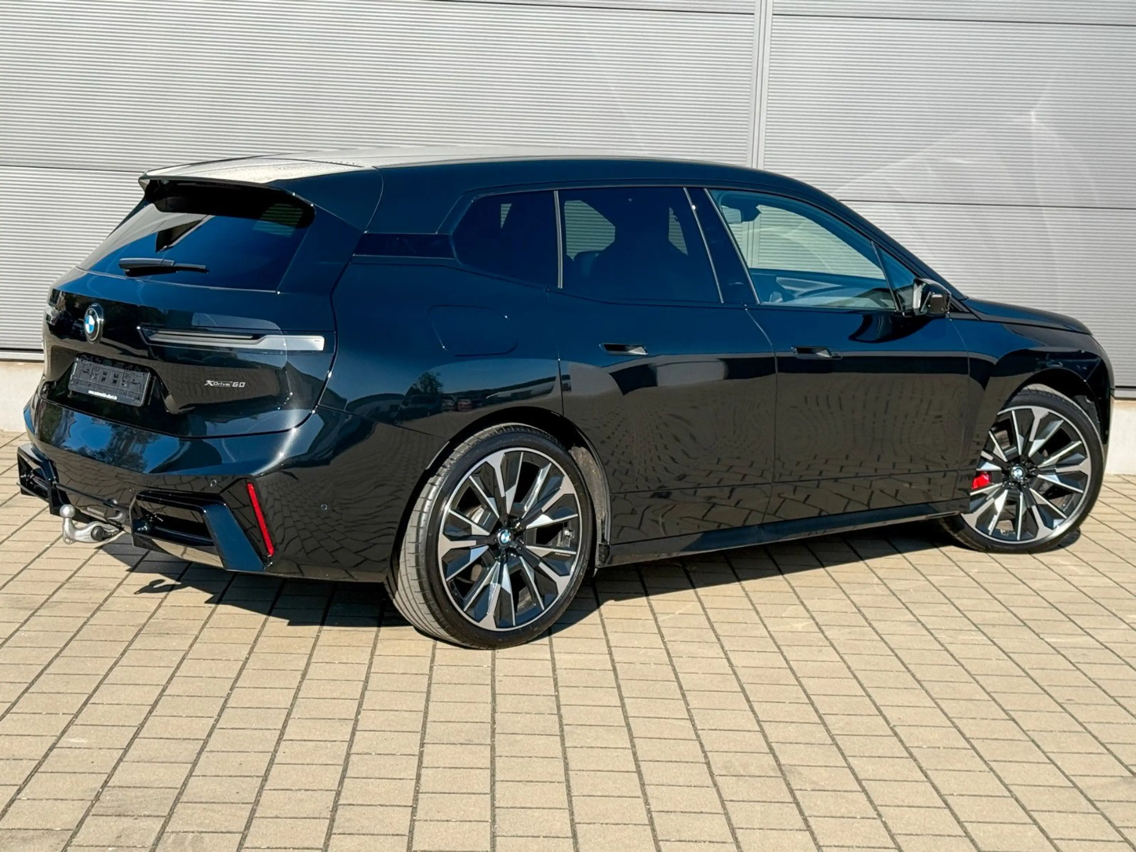 BMW iX 60 xDrive M Sport*Integral*2-Achs*Pano*B&W* — photo 13