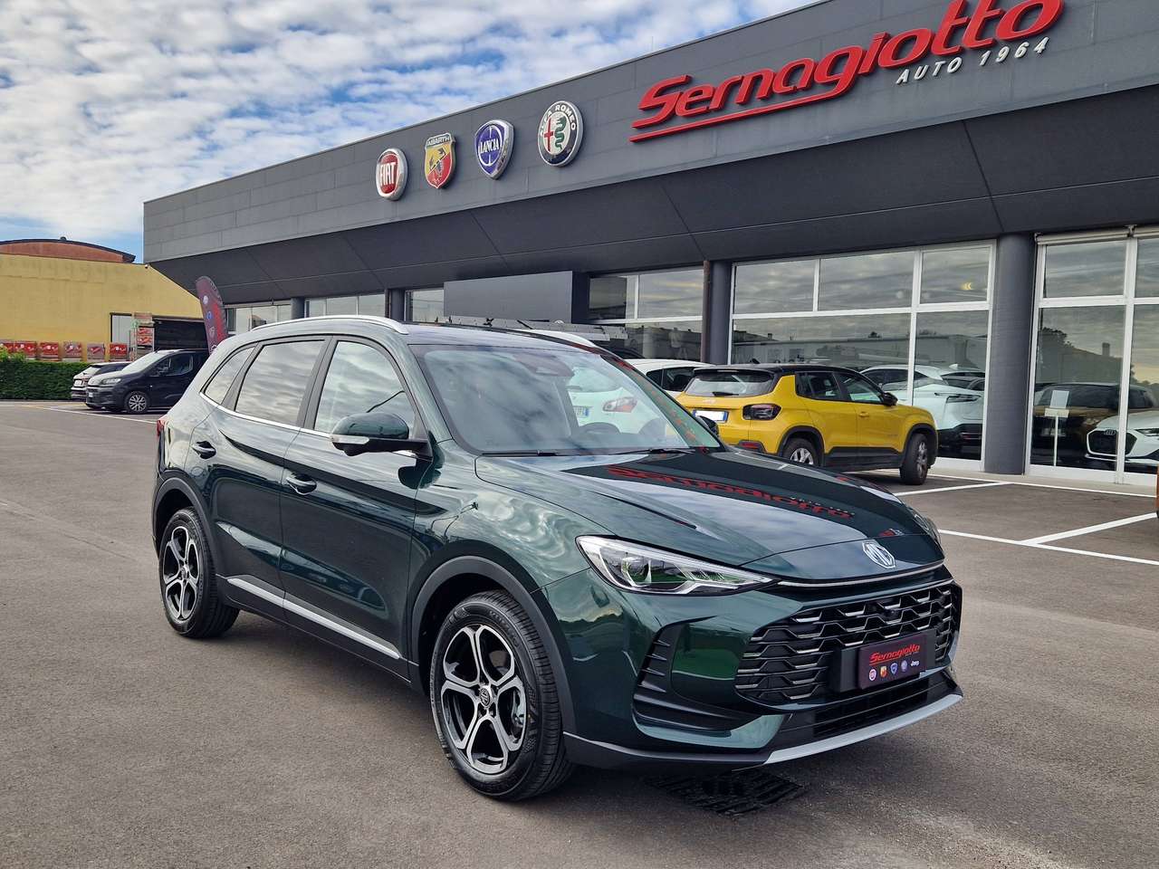 MG ZS 1.5 116cv Comfort VERDE BRITISH GREEN-KM ZERO