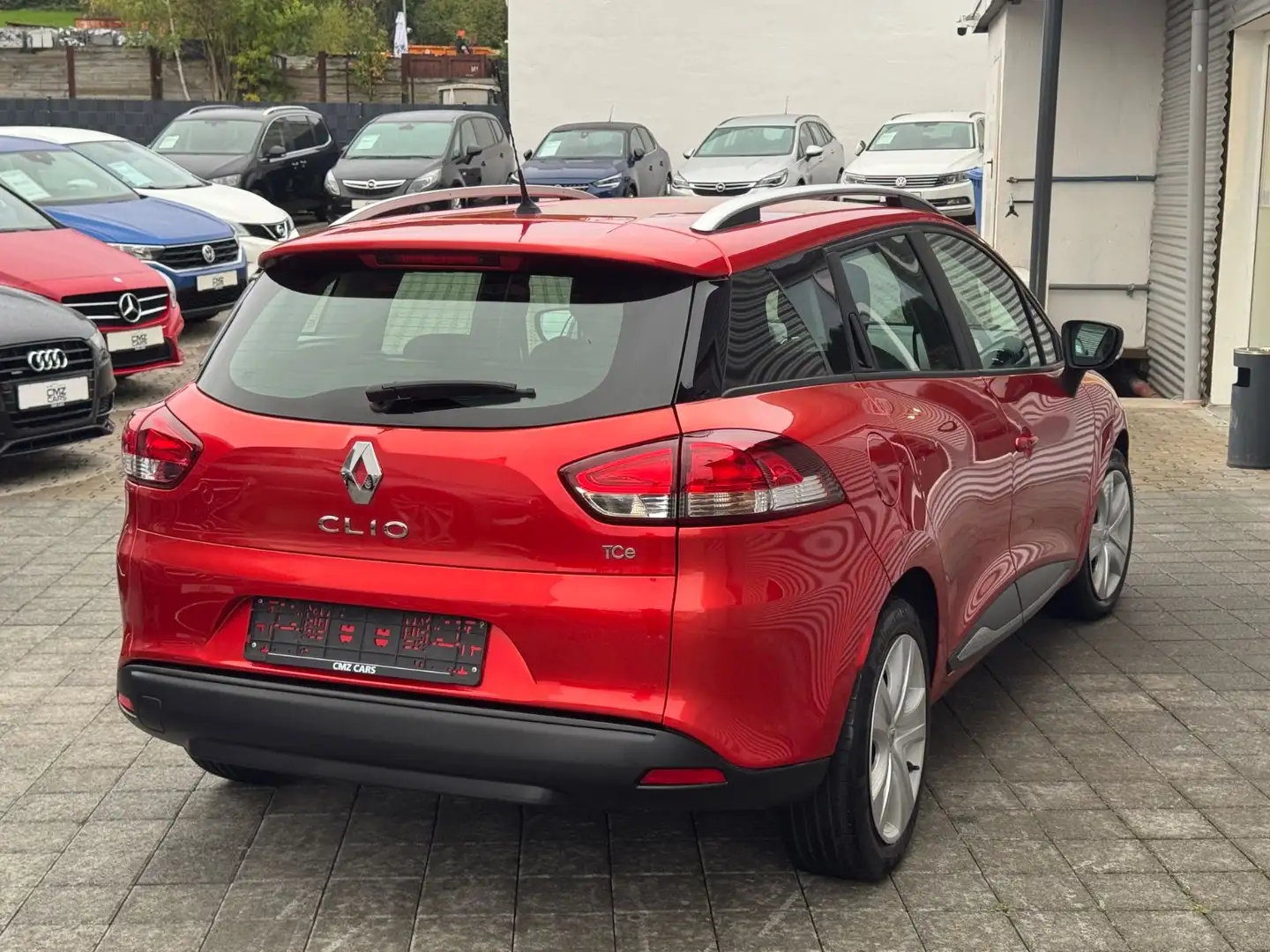 Renault Clio IV Grandtour Dynamique/Navi/Temp./Klimaaut. Rot - 2
