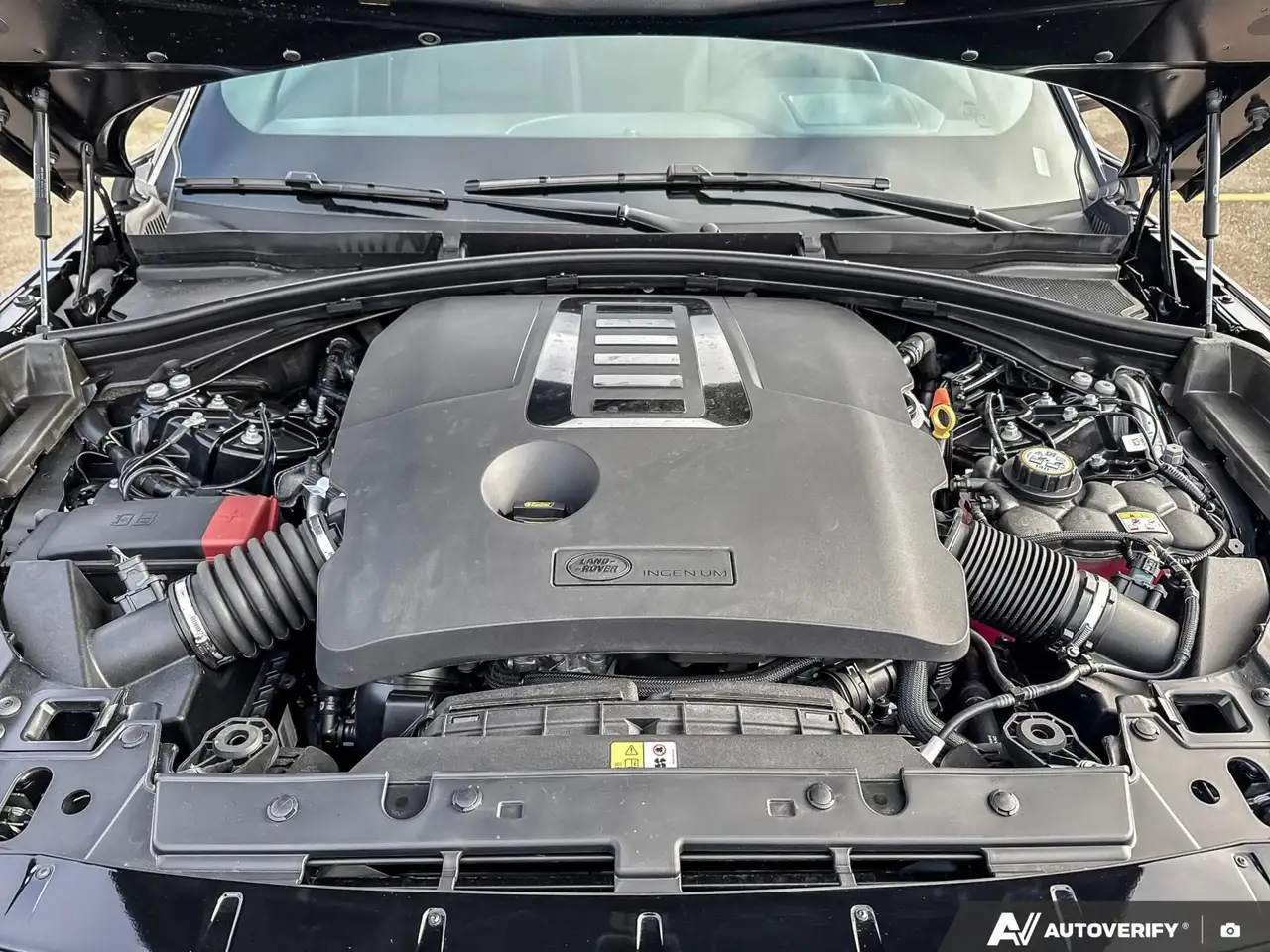 Land Rover Range Rover Velar снимка Land Rover Range Rover Velar