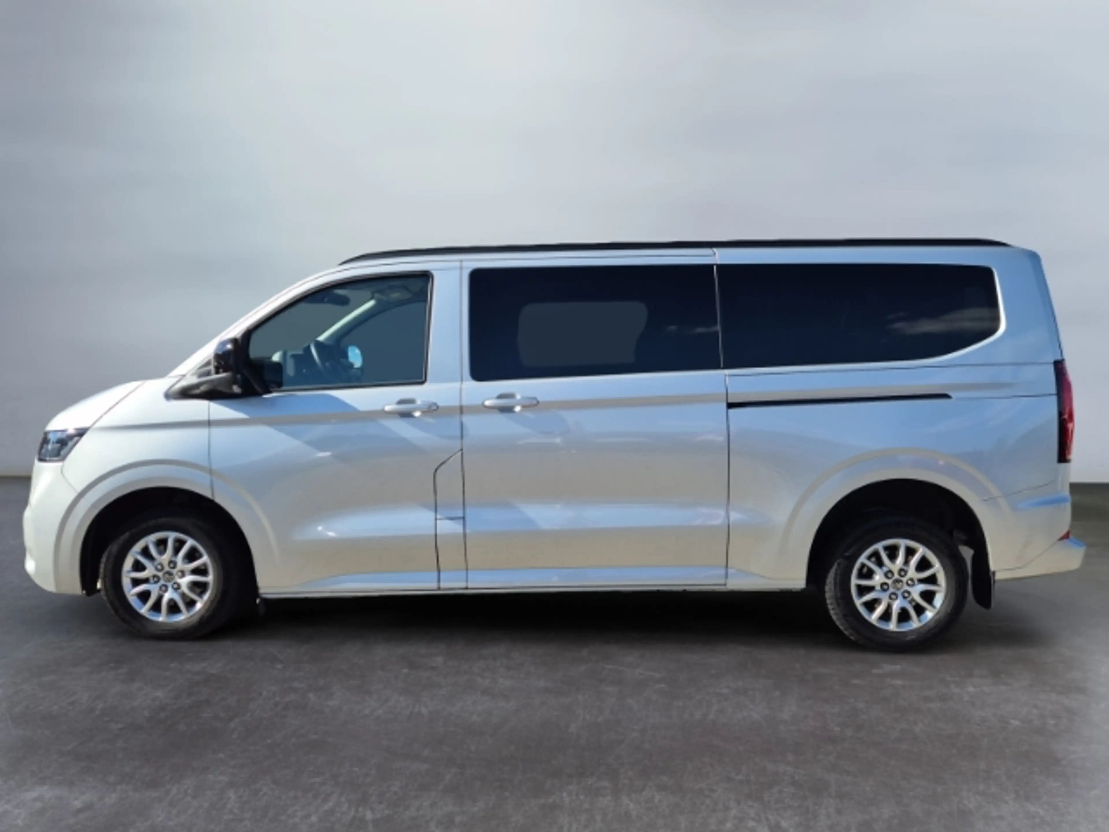 Volkswagen T7 Caravelle 2.0 TDI LR Life +LED +3 Zonen Klima — photo 7