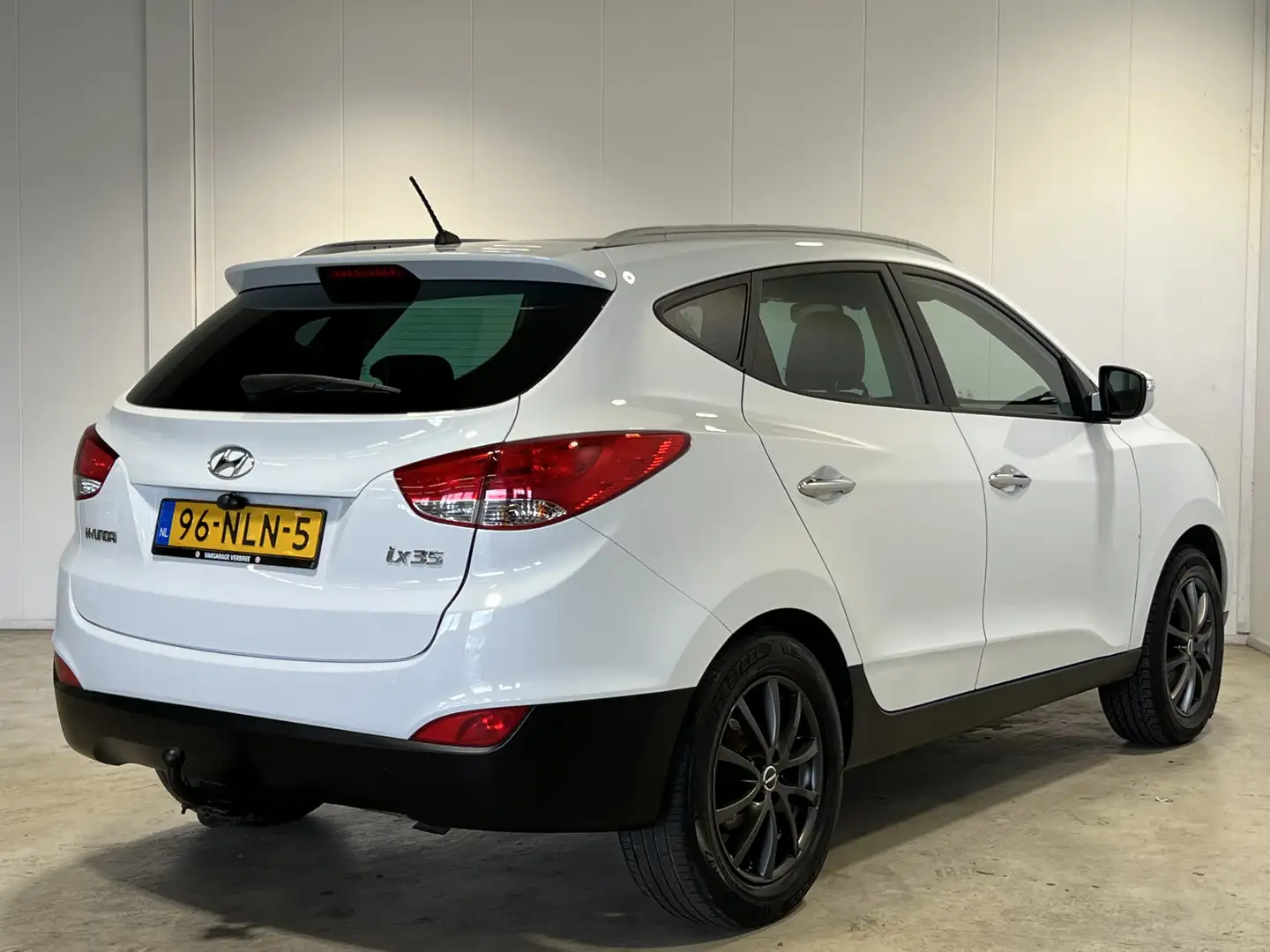 Hyundai iX35 2.0i Style | 17" LM velgen | Climate control | Cru Wit - 2