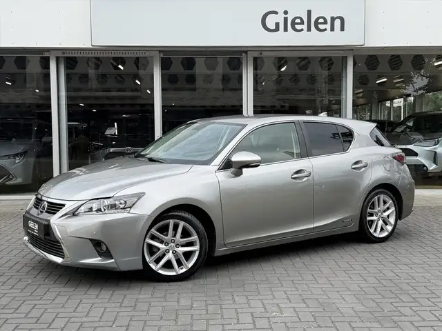 Lexus CT 200h Executive | Leer, Trekhaak, 17 inch, Navigatie, Pa