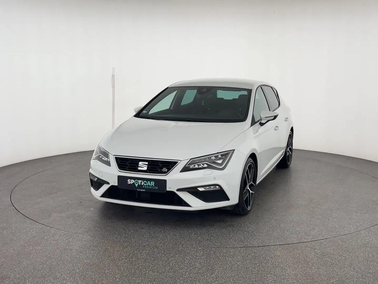SEAT Leon FR 1.8 TSI*NAVI*SHZ*ACC*uvm Biały - 1