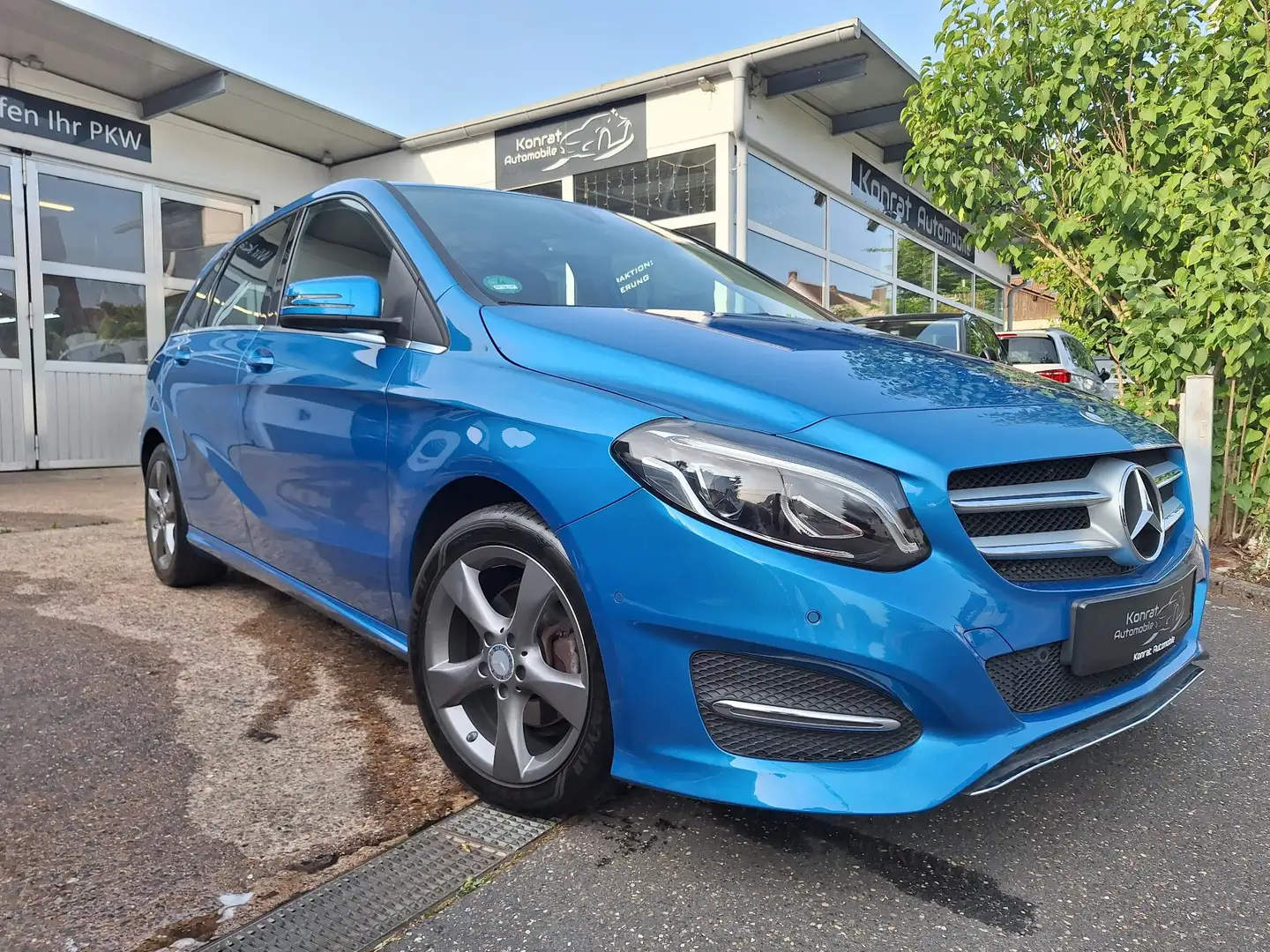 Mercedes-Benz B 180 Style Led~Navi~17 zoll Blau - 1