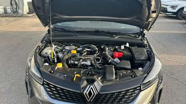 Renault Clio 2025, foto 12
