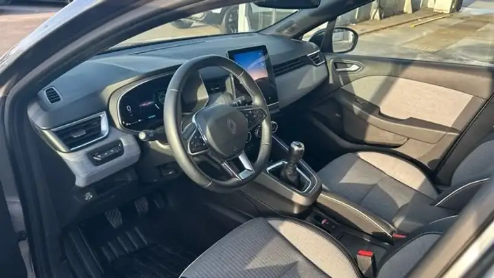 Renault Clio 2025, foto 8