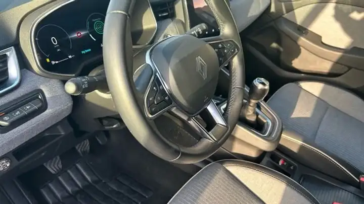 Renault Clio 2025, foto 14