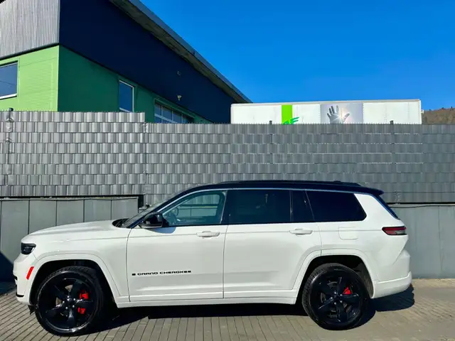 Jeep Grand Cherokee LAREDO 4x4/7.Sitzer/BREMBO/NAVI