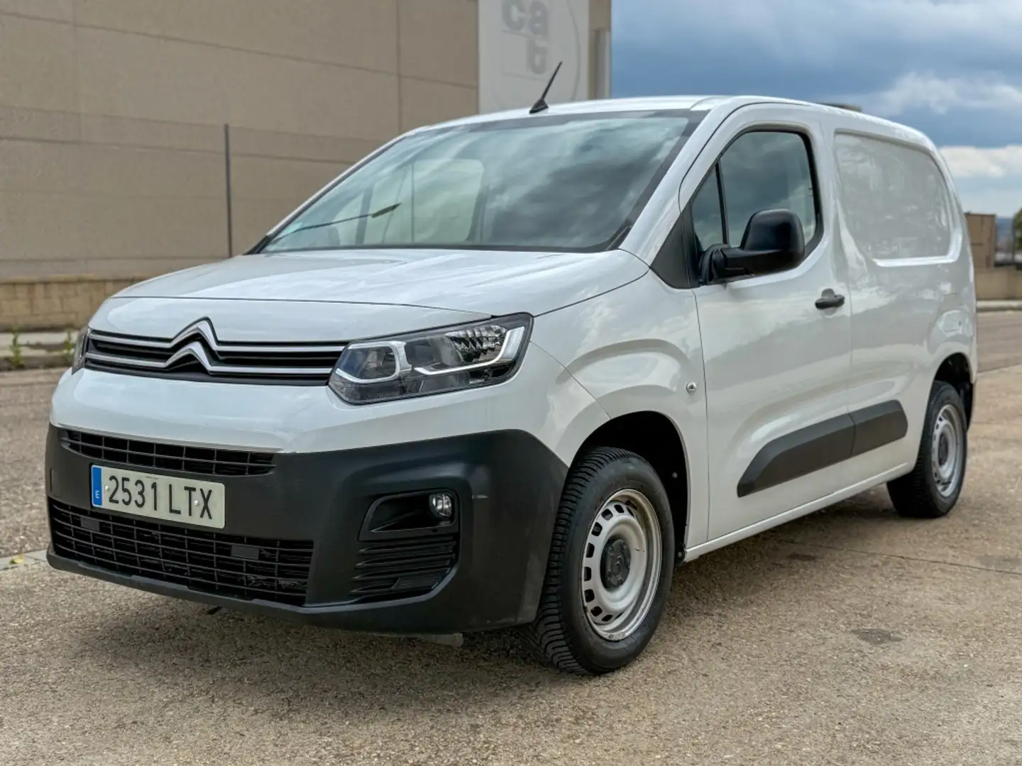 Citroen Berlingo Combi BlueHDi S&S Talla M Feel Business 1 - 2