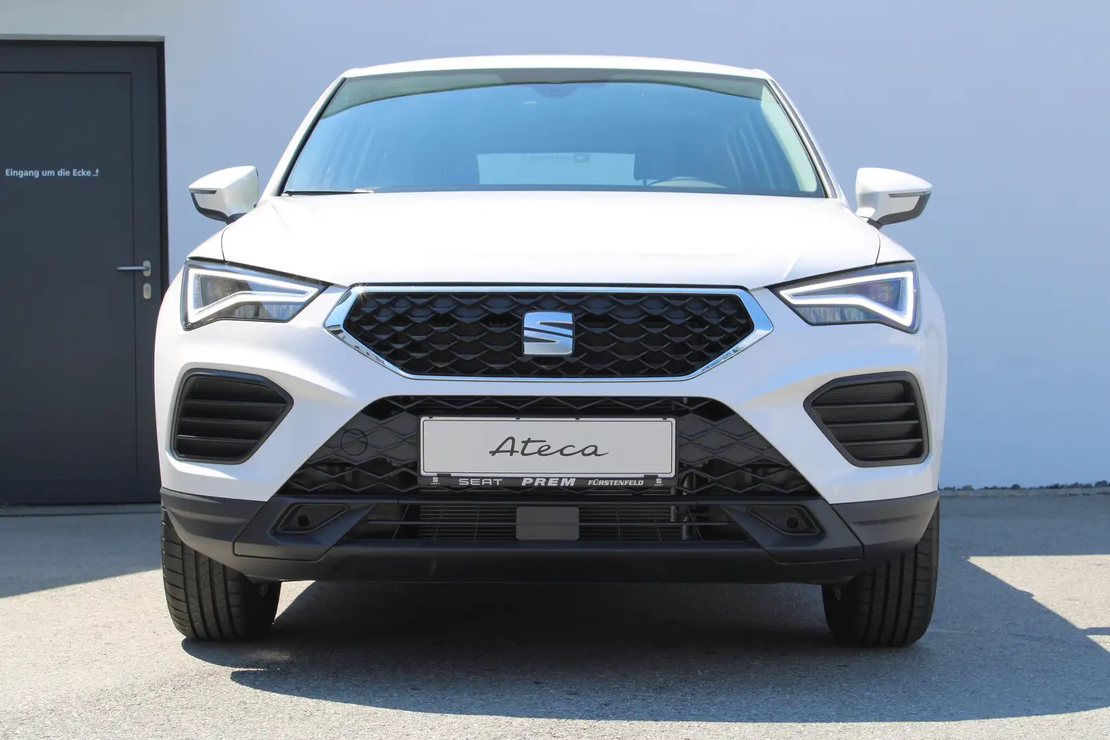 SEAT Ateca Reference Edition 1.0 TSI mit vielen Extras! Weiß - 1