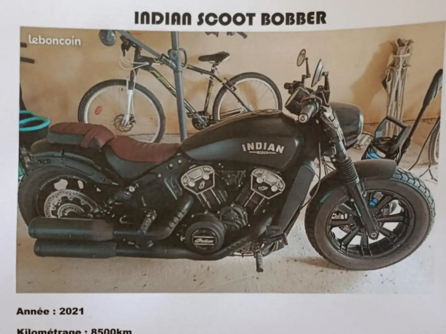 Indian Scout Bobber Noir - 1