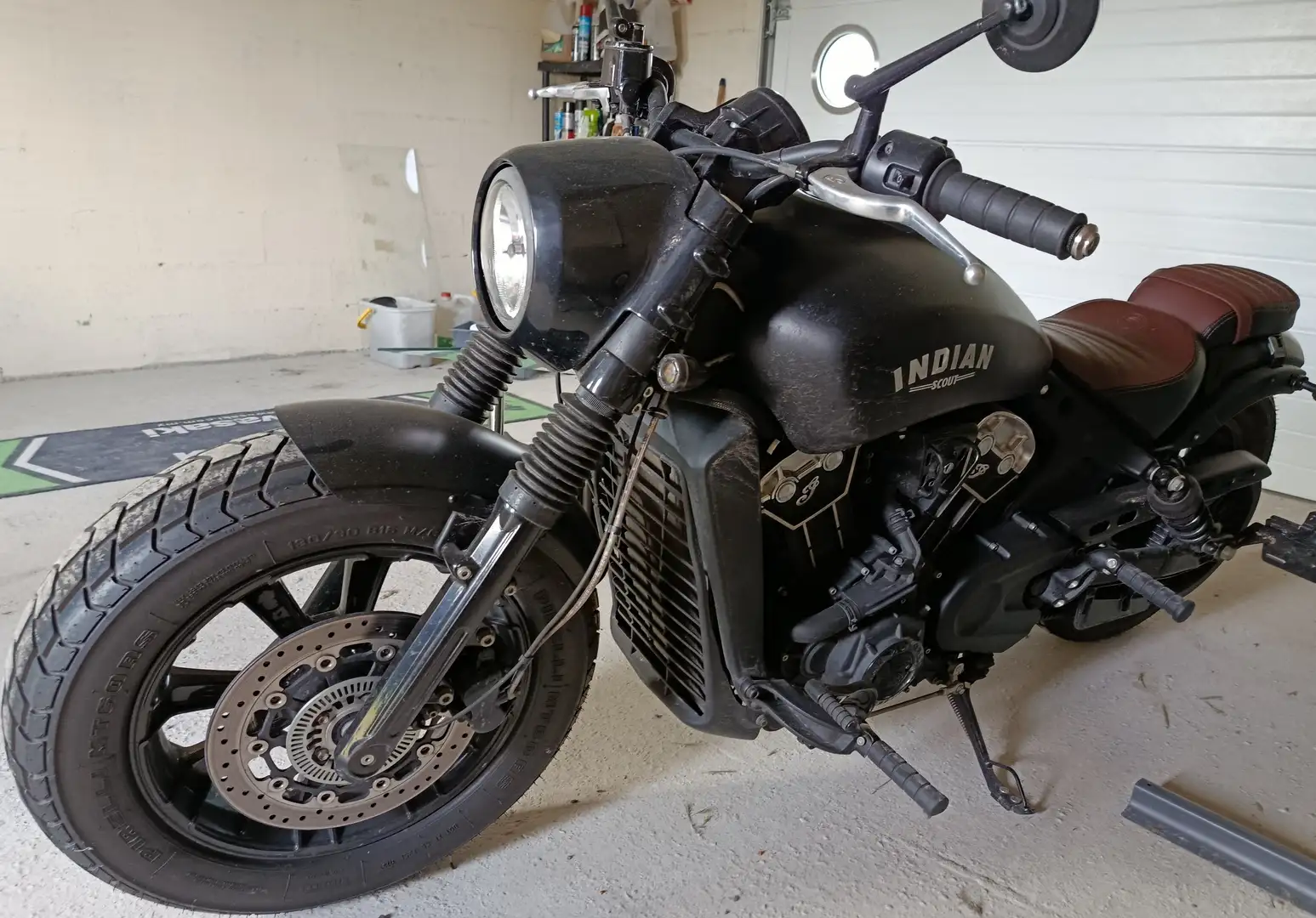 Indian Scout Bobber Noir - 2
