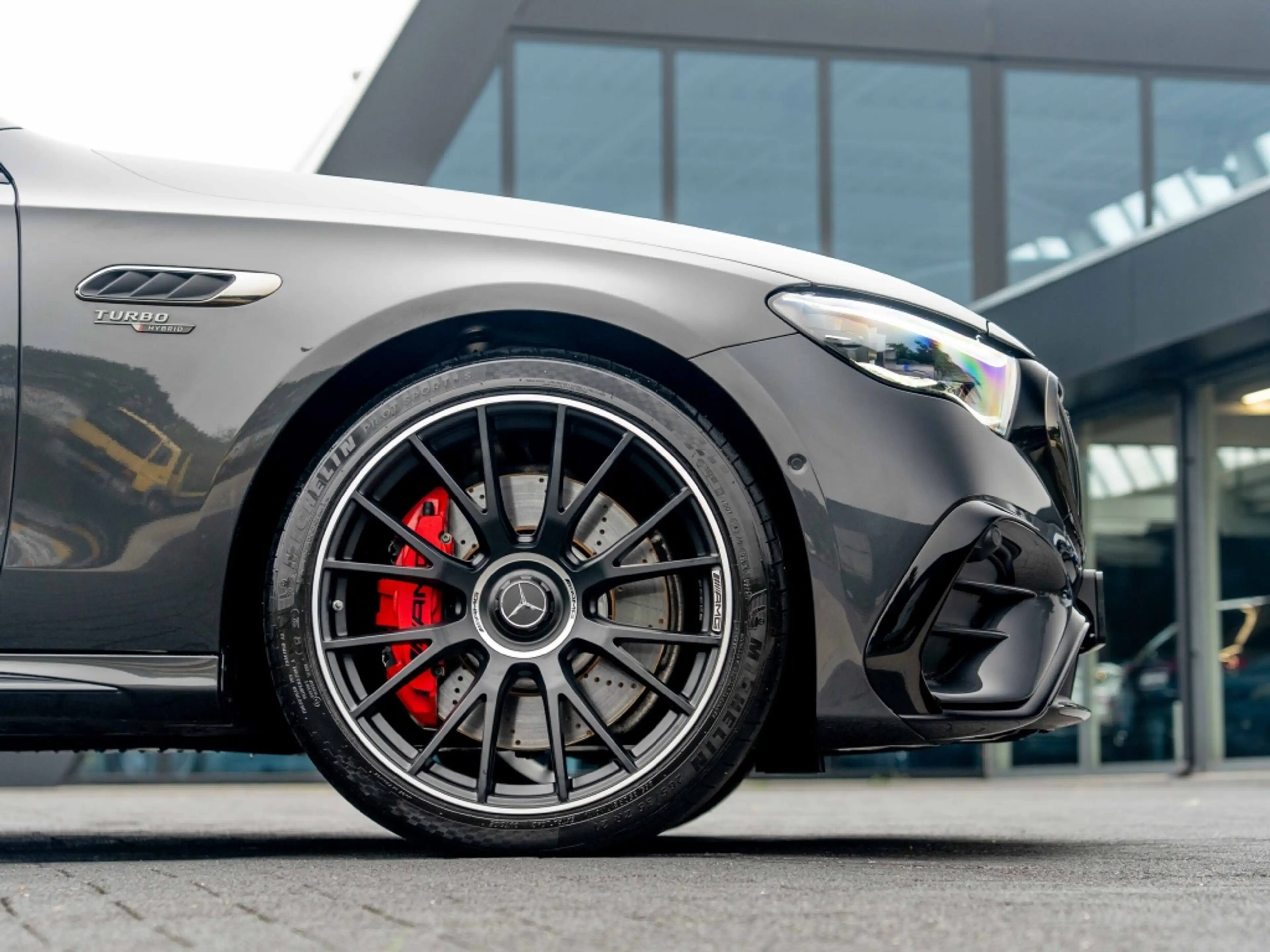 Mercedes-Benz E 53 AMG Estate E53 Hybrid 4MATIC+ Premium Plus | Superscre — photo 13