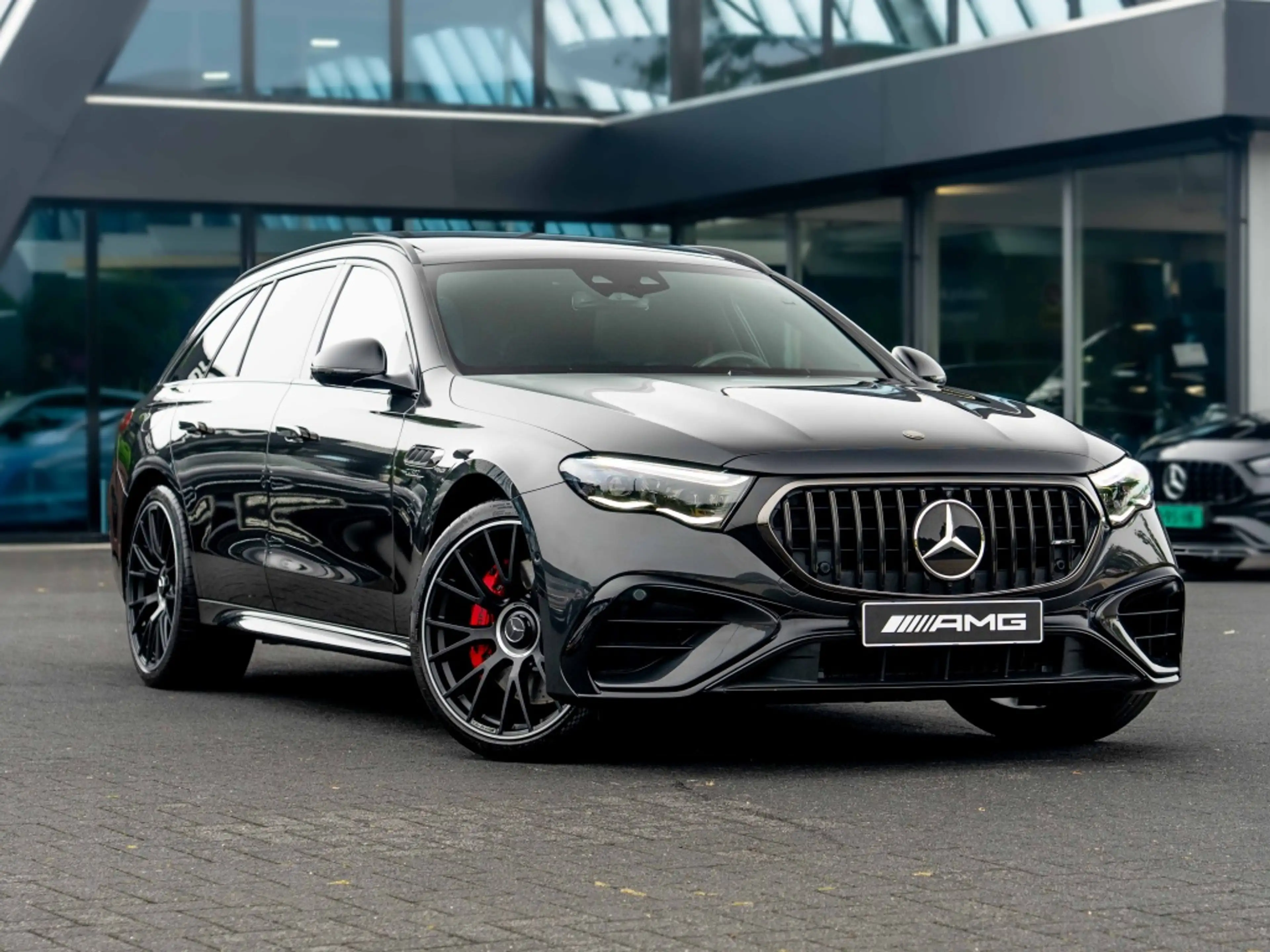 Mercedes-Benz E 53 AMG Estate E53 Hybrid 4MATIC+ Premium Plus | Superscre — photo 5