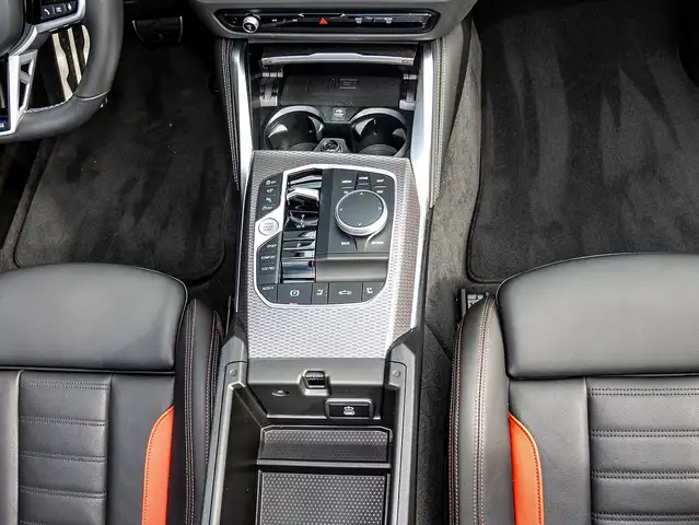 BMW 4 Series view 9